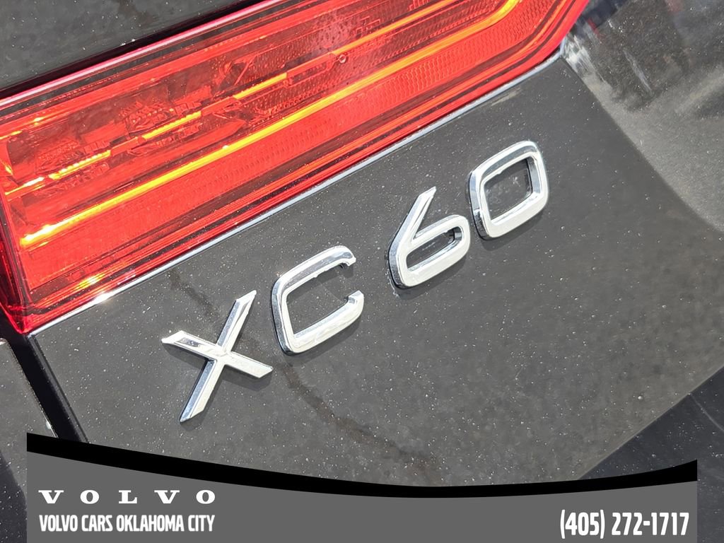 Certified 2025 Volvo XC60 B5 Plus AWD/4WD image 10