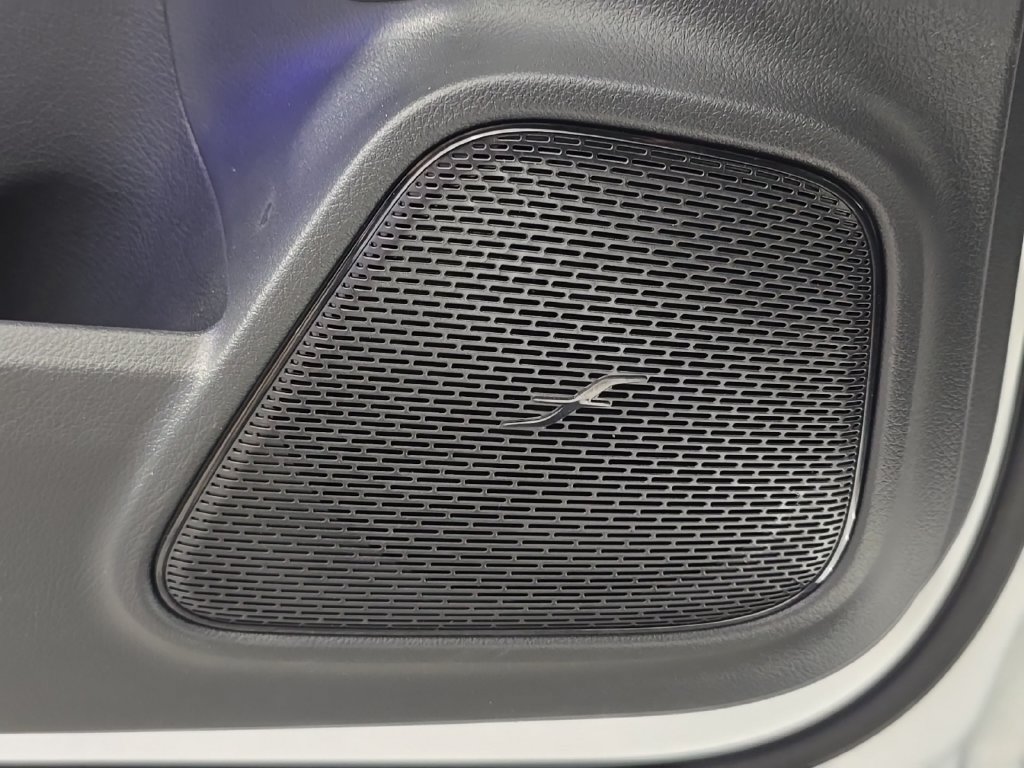 New 2026 Mercedes-Benz GLB 250 4MATIC image 17