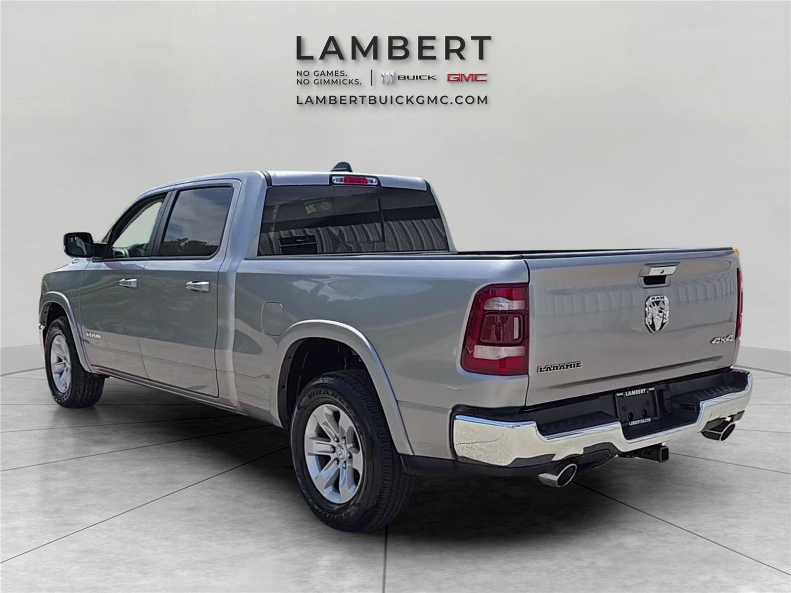 Used 2022 RAM 1500 Laramie AWD/4WD image 3