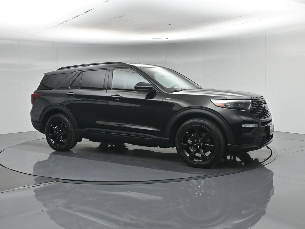 Certified 2023 Ford Explorer ST-Line w/ Class IV Trailer Tow Package RWD image 32