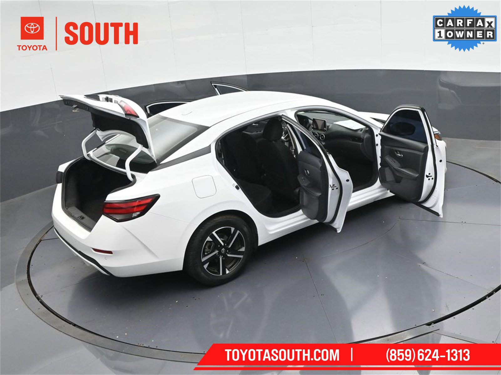 Used 2025 Nissan Sentra SV image 45