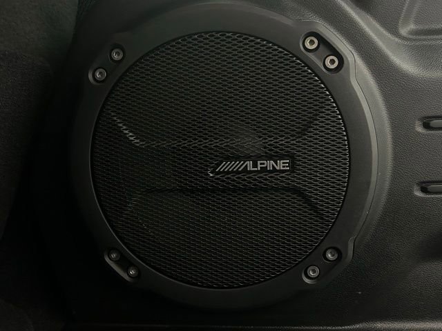 Used 2022 Jeep Wrangler Unlimited Sahara w/ Cold Weather Group image 9