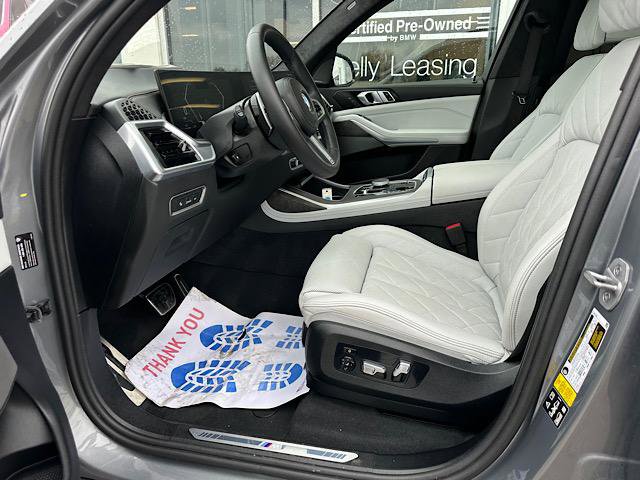 Certified 2024 BMW X7 xDrive40i w/ M Sport Package image 15