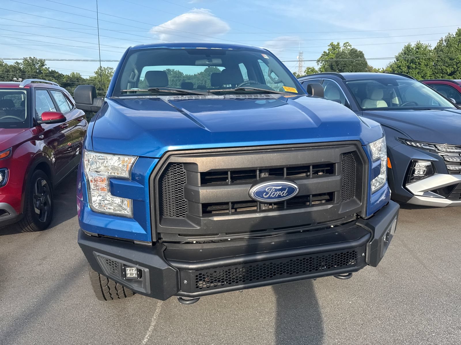 Used 2017 Ford F150 XL w/ Equipment Group 101A Mid AWD/4WD image 4