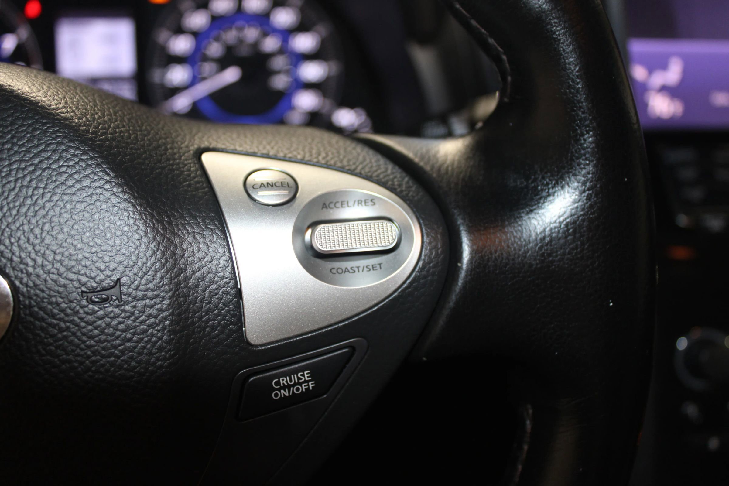 Used 2013 INFINITI FX37 2WD w/ Premium Pkg image 13