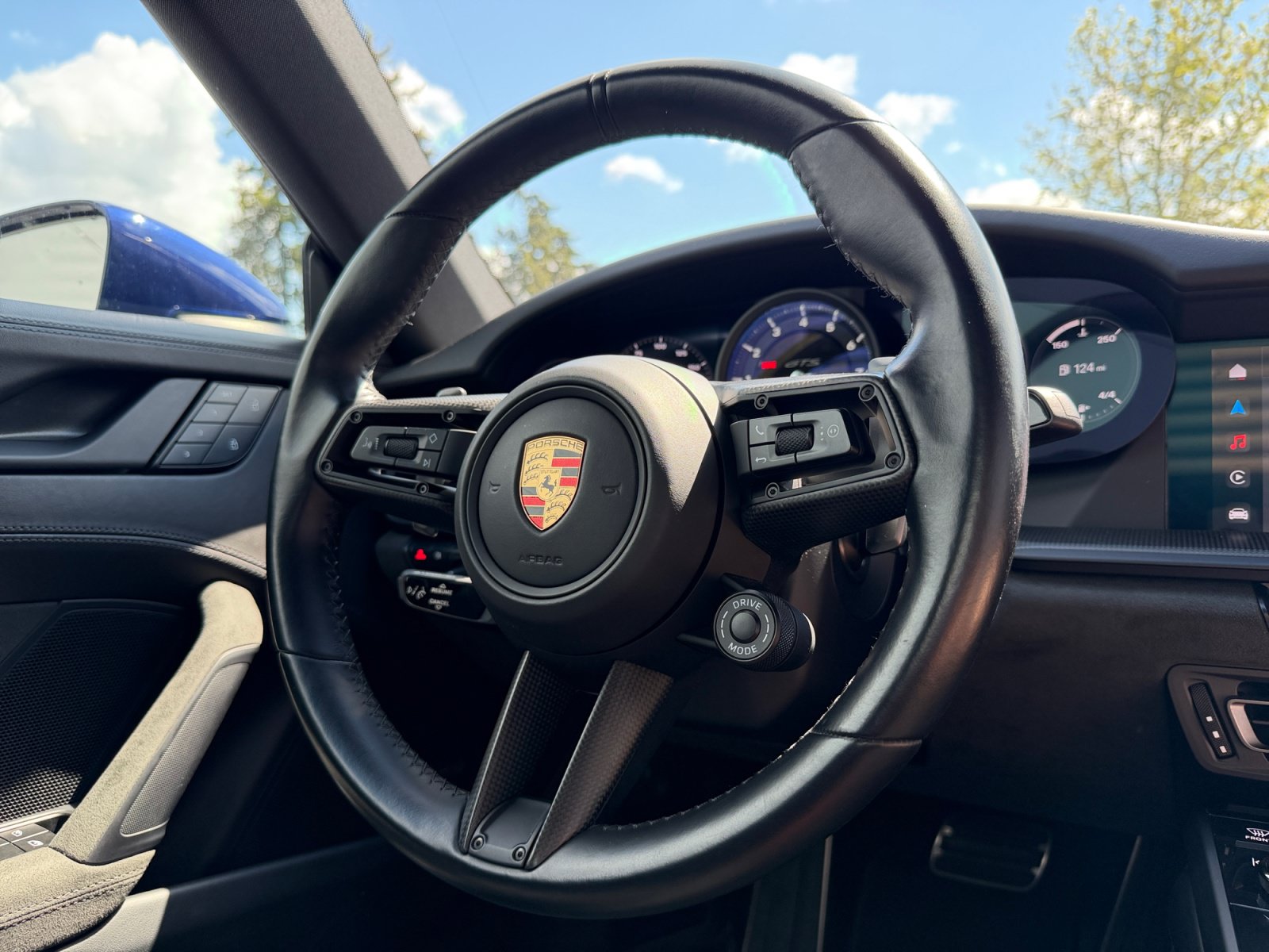 Used 2024 Porsche 911 Carrera GTS RWD image 24