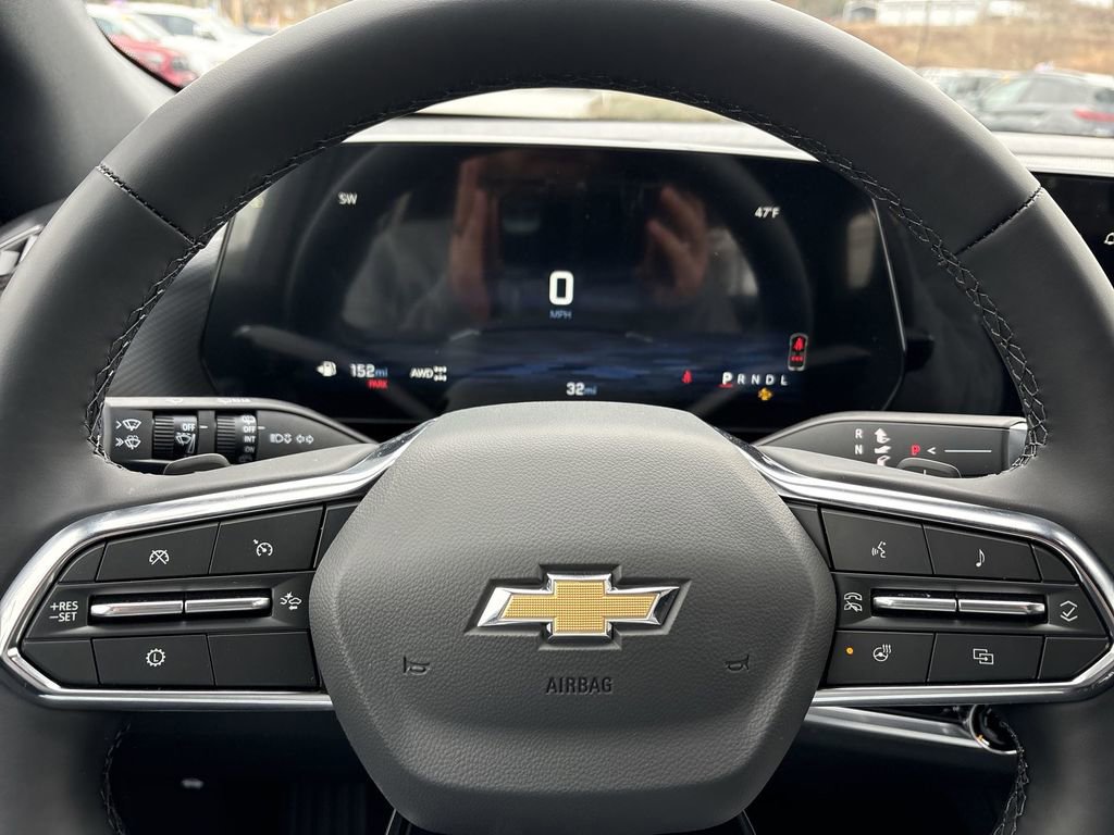 New 2026 Chevrolet Equinox LT image 13