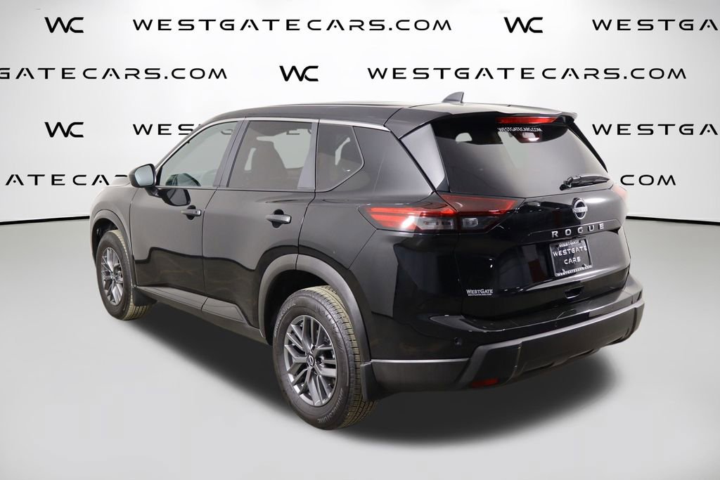 Used 2025 Nissan Rogue S image 46