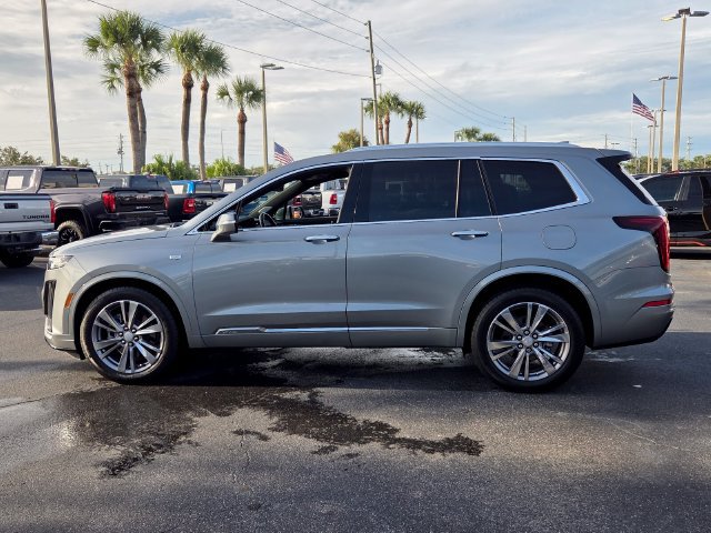 Used 2024 Cadillac XT6 Premium Luxury FWD image 4