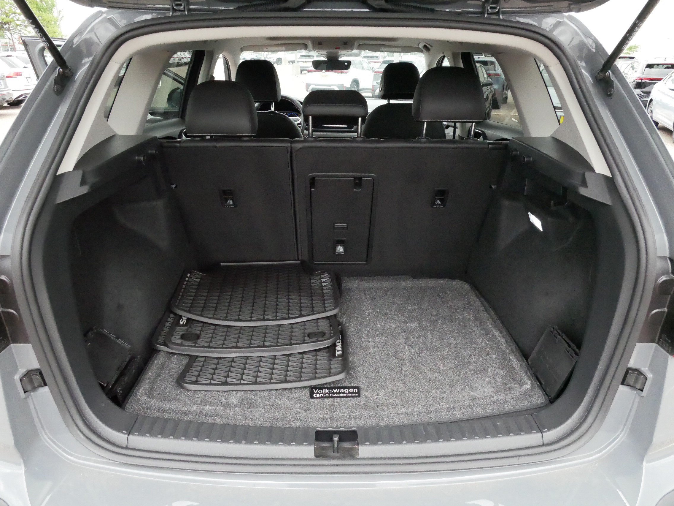 Certified 2024 Volkswagen Taos SEL AWD/4WD image 18