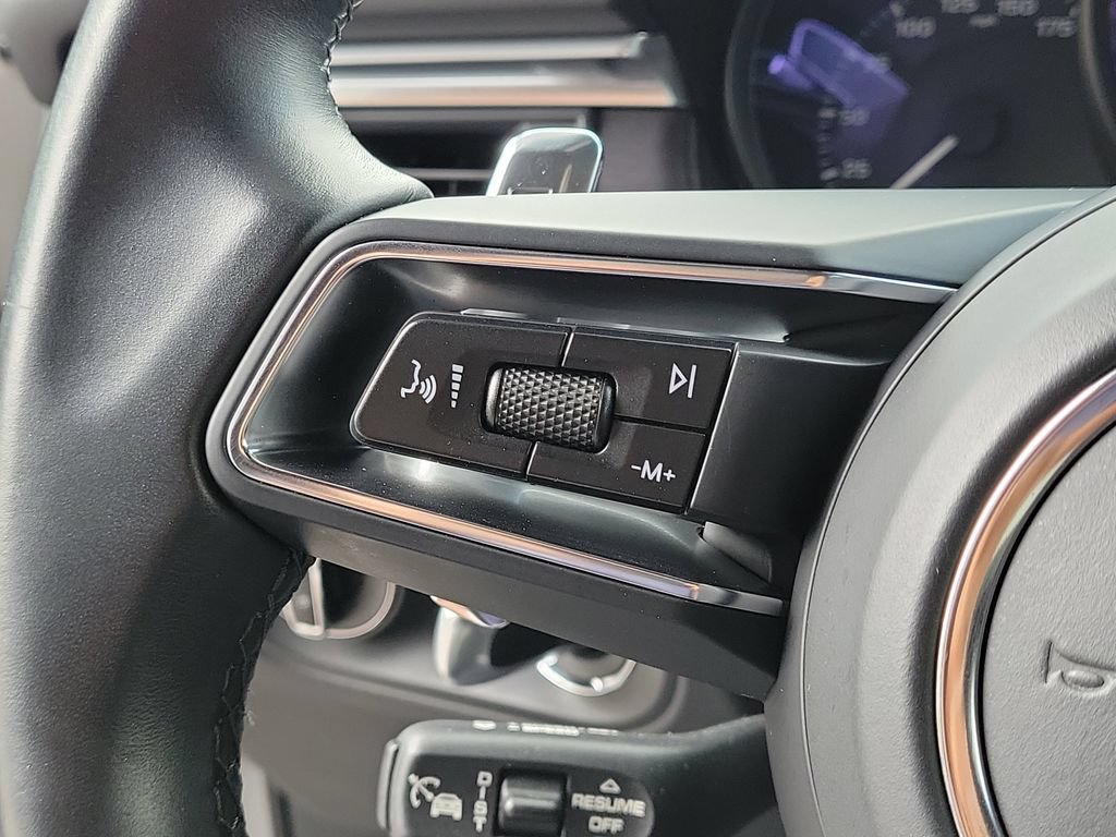 Certified 2024 Porsche Macan GTS AWD/4WD image 37