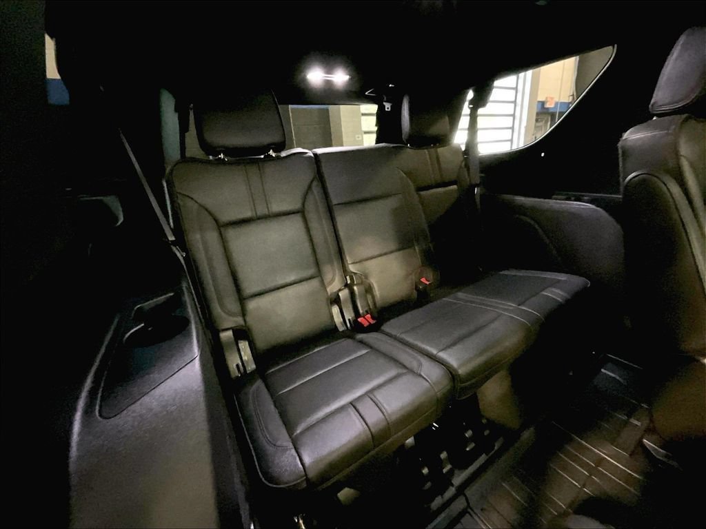Used 2022 Chevrolet Tahoe RST w/ Sport Performance Package AWD/4WD image 17