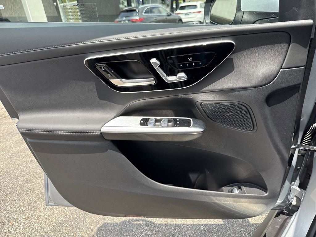New 2025 Mercedes-Benz GLC 350e 4MATIC image 20
