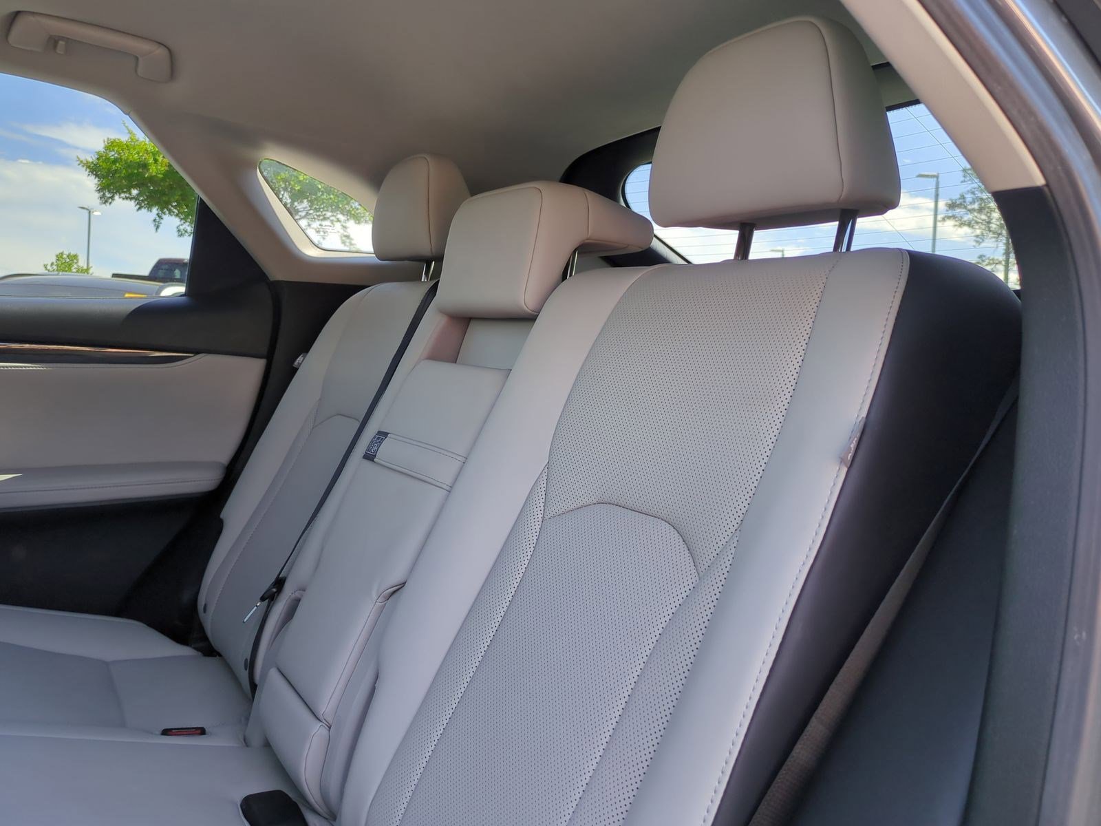 Used 2019 Lexus RX 350 FWD w/ Accessory Package image 32