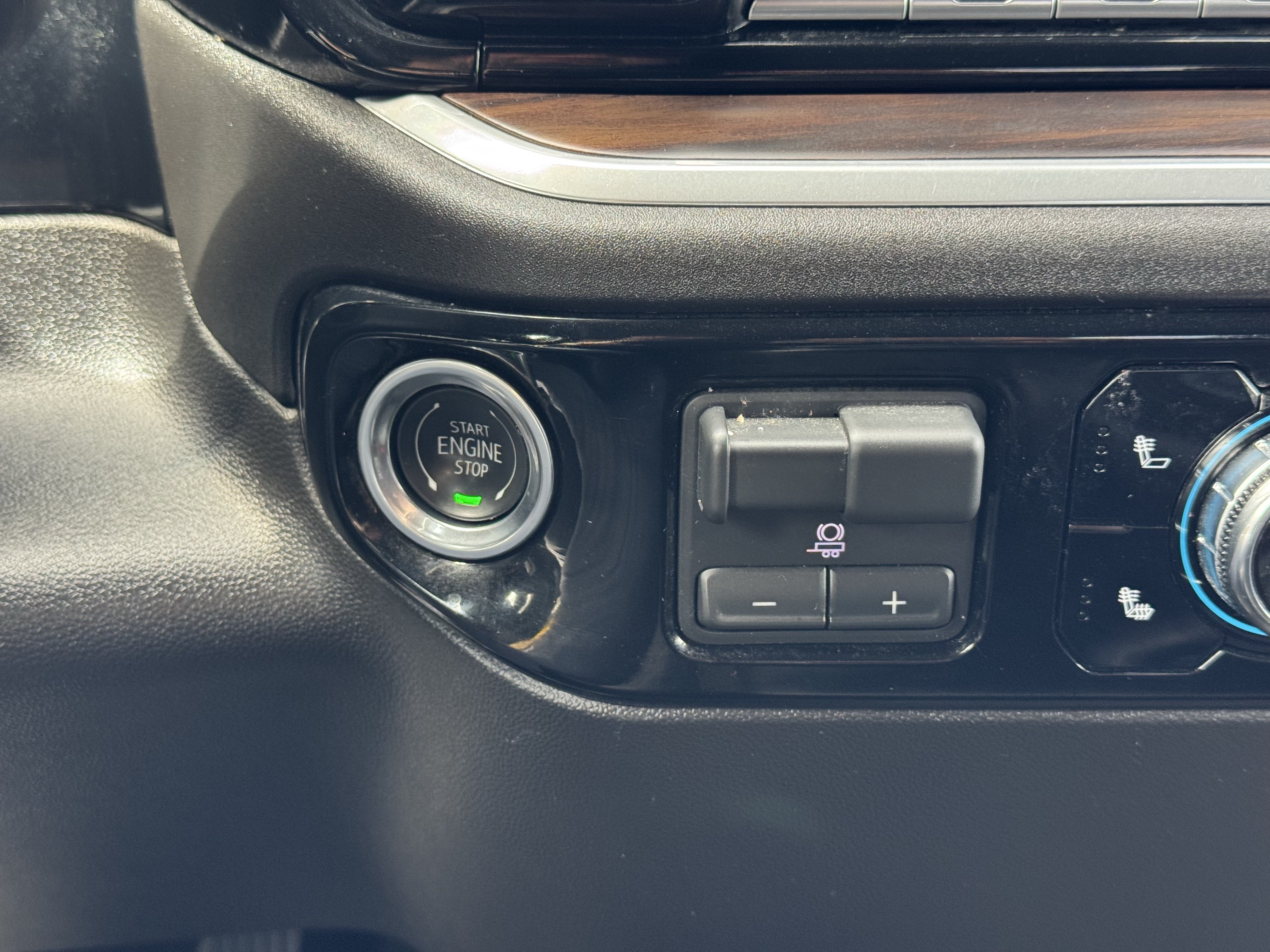 Certified 2026 GMC Sierra 1500 SLT AWD/4WD image 29