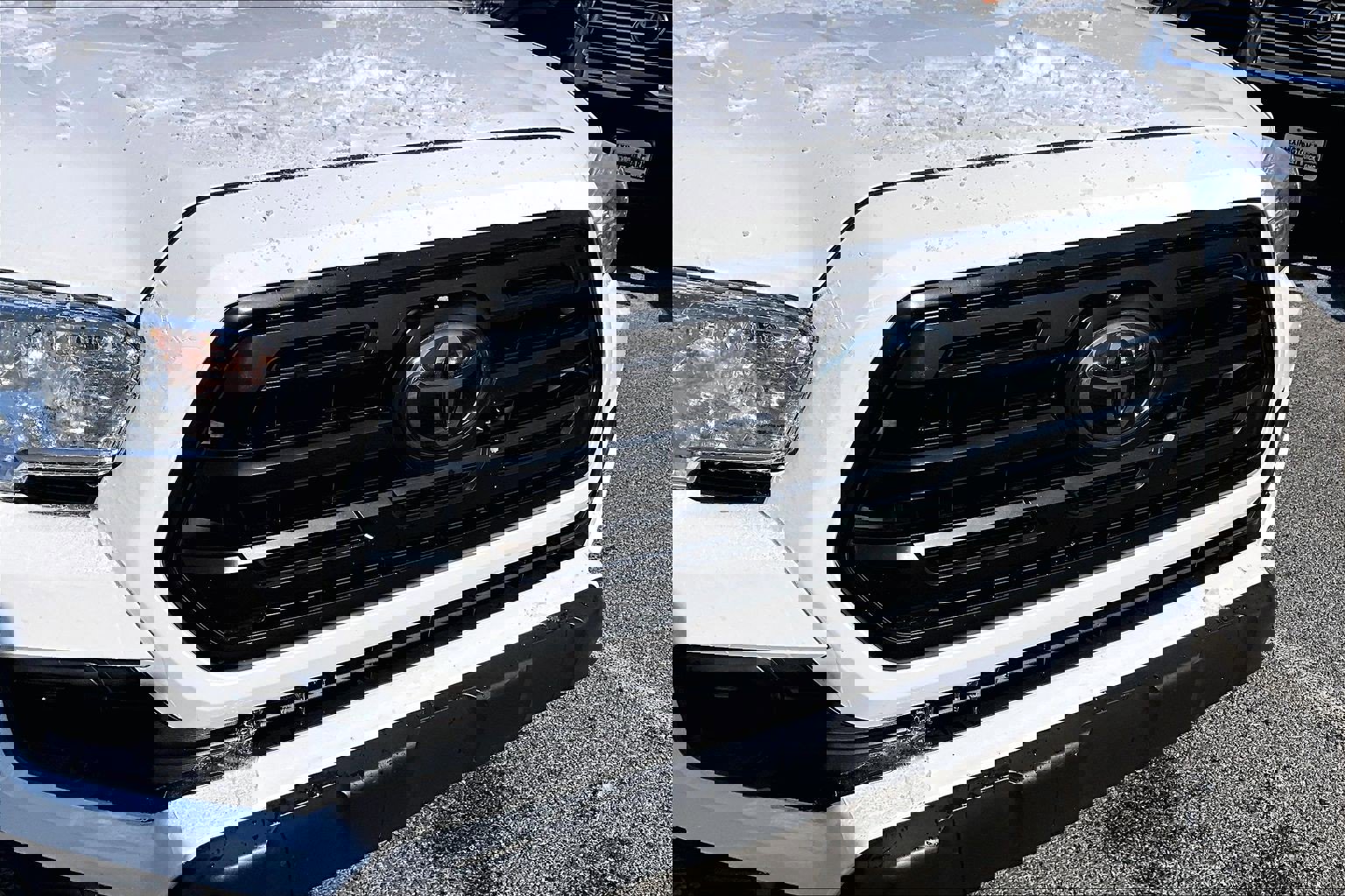 Used 2019 Toyota Tacoma SR w/ SR Convenience Package image 32