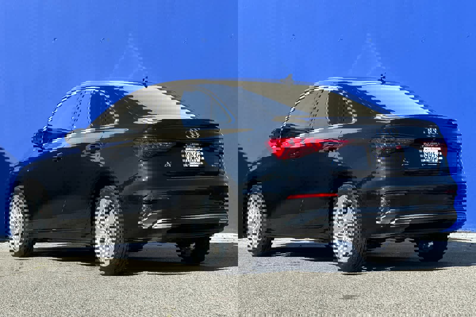 Used 2023 Audi A3 2.0T Premium w/ Convenience Package image 5