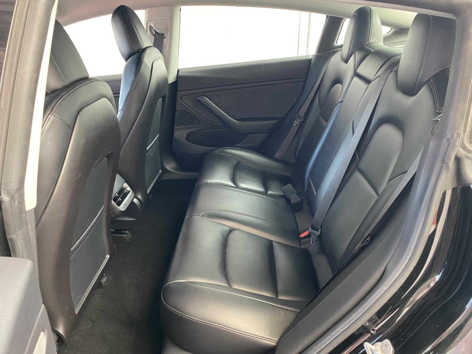 Used 2019 Tesla Model 3 Performance image 17