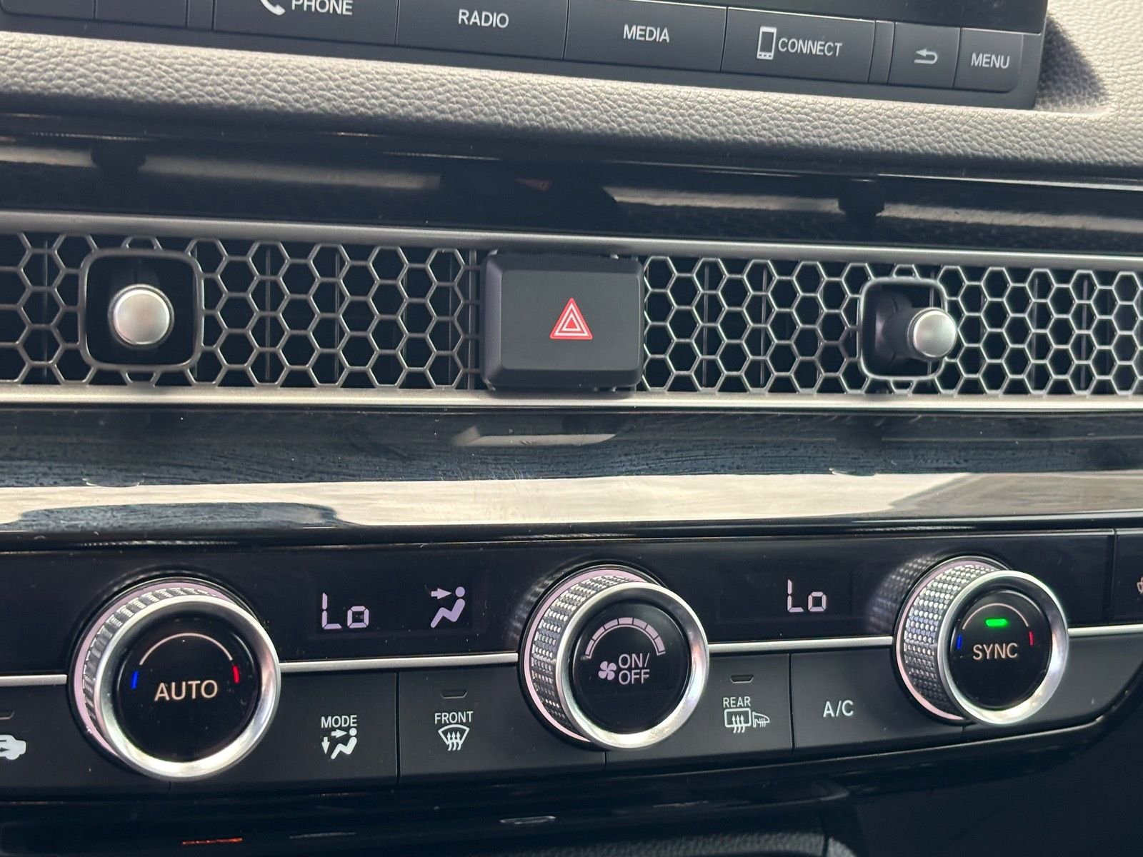 Used 2024 Honda Civic EX-L image 25