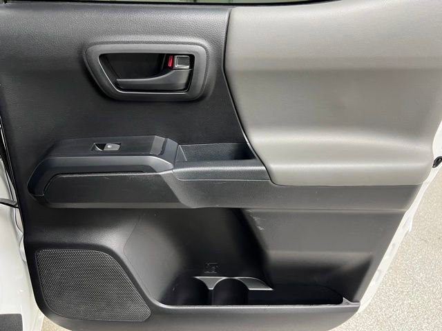 Used 2020 Toyota Tacoma SR AWD/4WD image 47