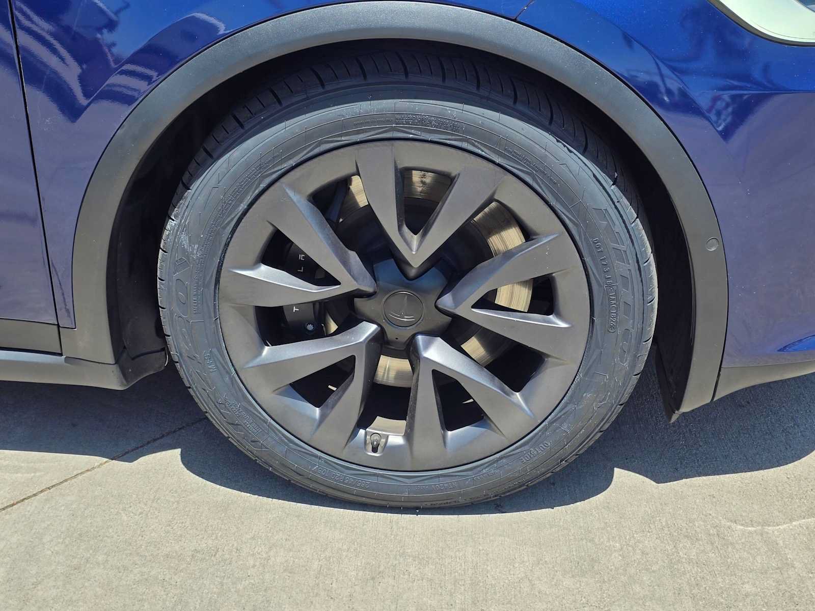 Used 2023 Tesla Model X Plaid AWD/4WD image 9
