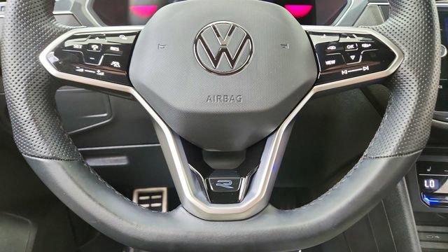 Used 2023 Volkswagen Tiguan SE R-Line image 43