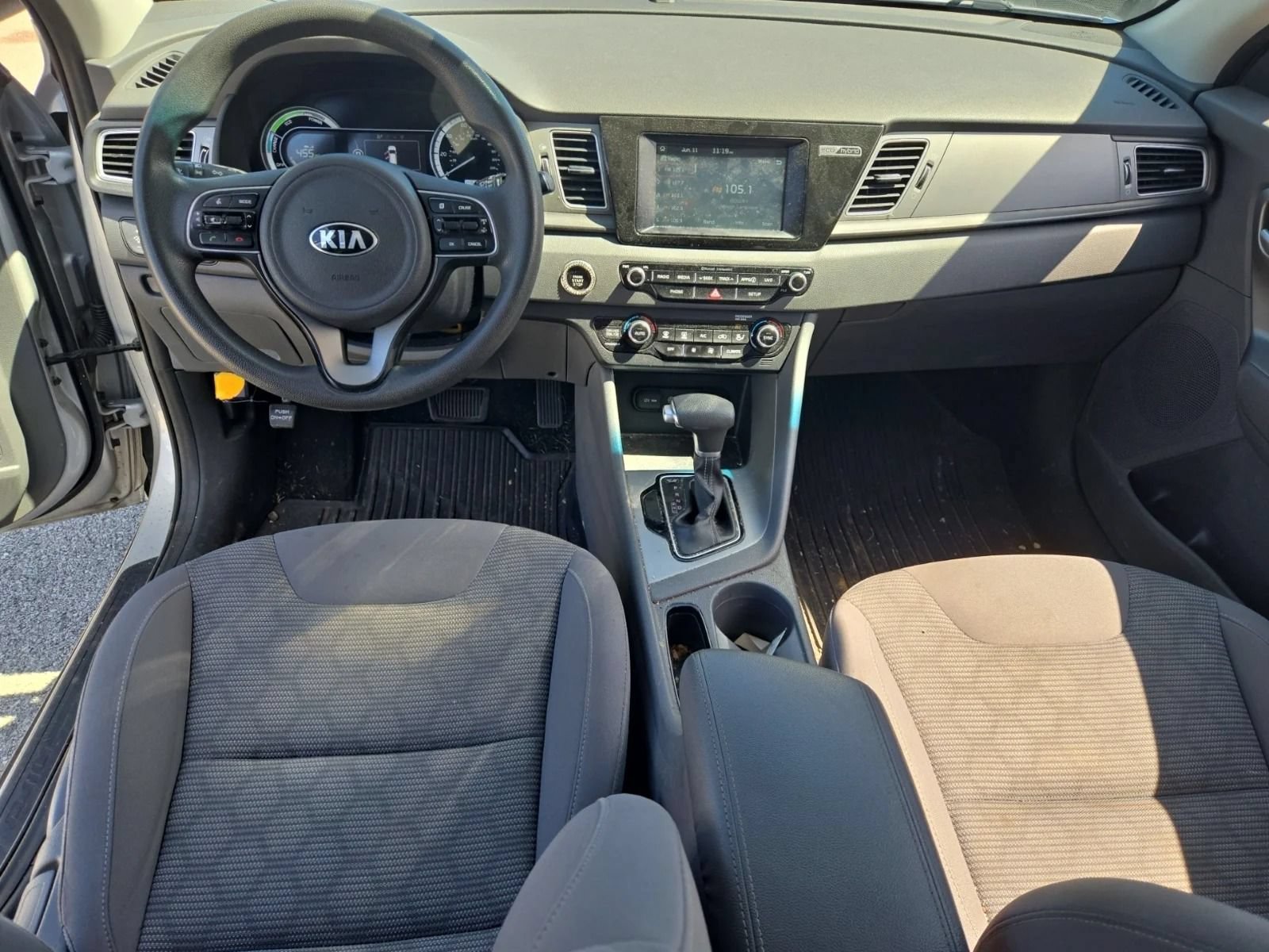 Used 2019 Kia Niro LX FWD image 7