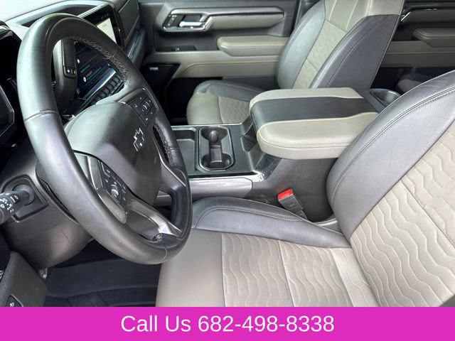 Used 2024 Chevrolet Silverado 2500 ZR2 w/ Technology Package AWD/4WD image 19