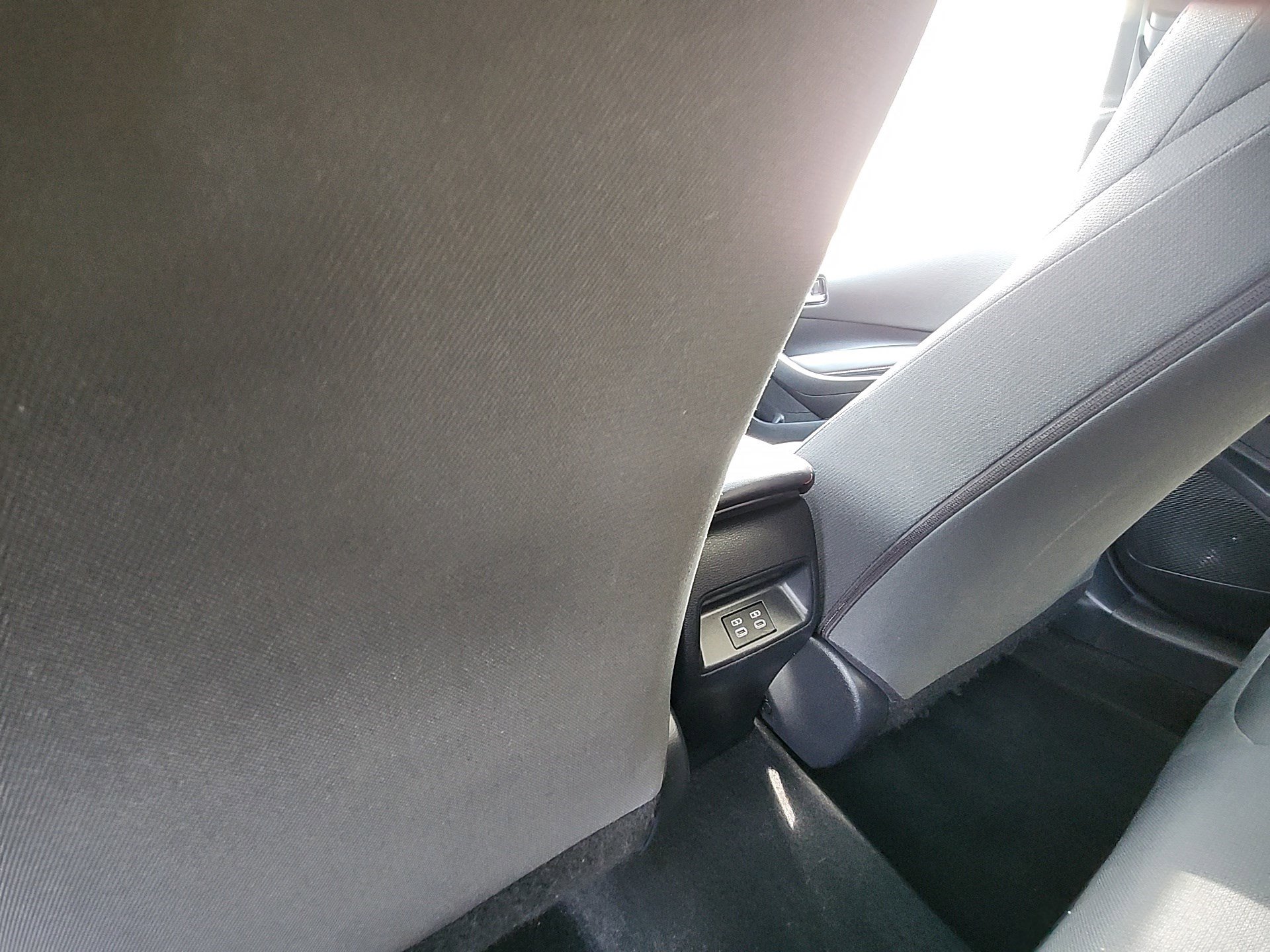 Certified 2024 Toyota Corolla SE w/ SE Package image 25