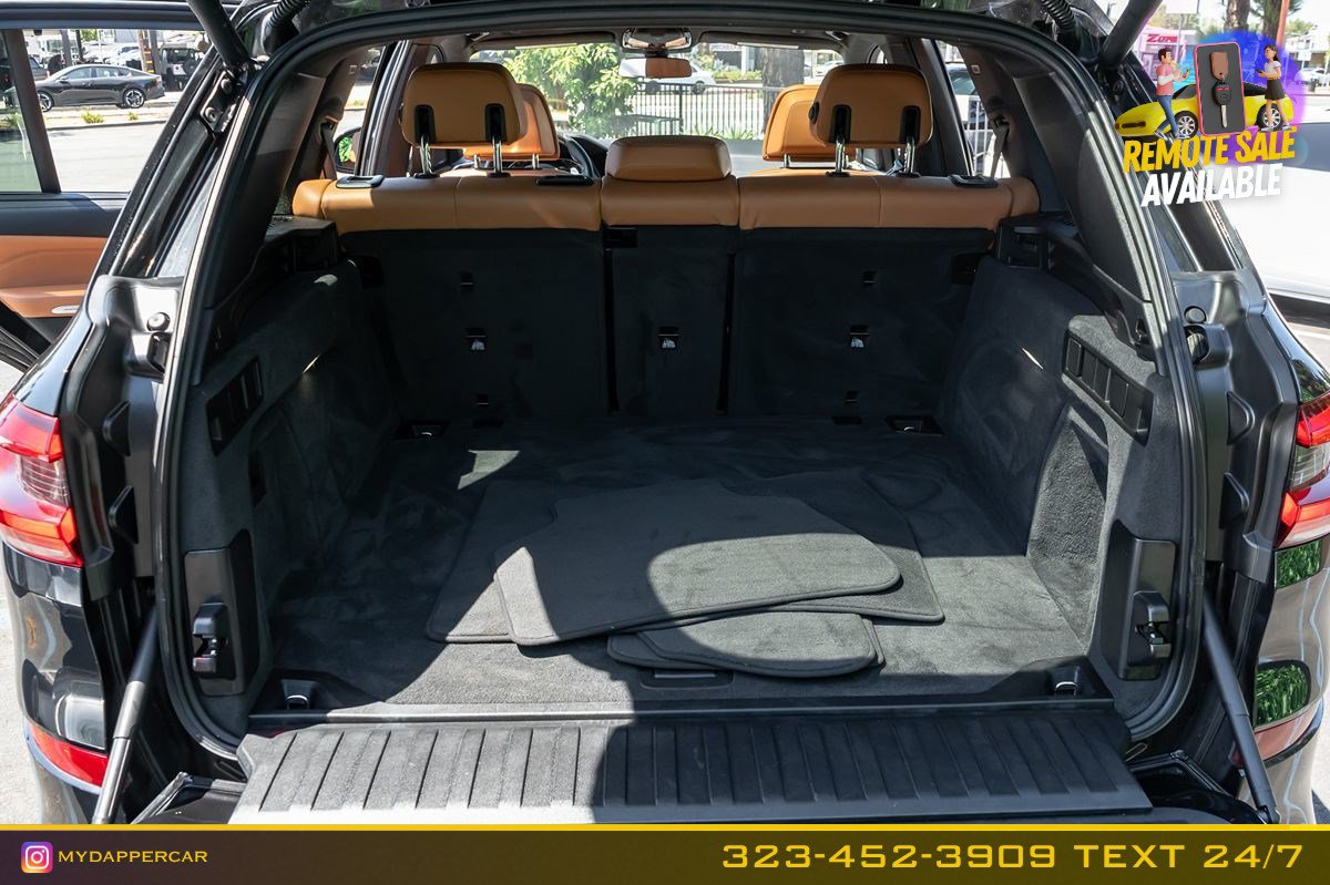 Used 2019 BMW X5 xDrive50i w/ M Sport Package AWD/4WD image 19