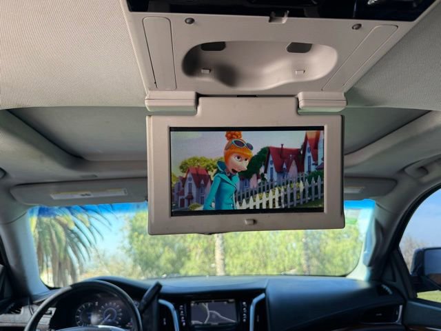 Used 2019 Cadillac Escalade ESV Luxury image 29