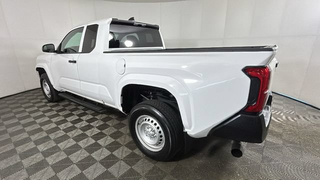 Used 2024 Toyota Tacoma SR w/ Towing Package RWD image 5