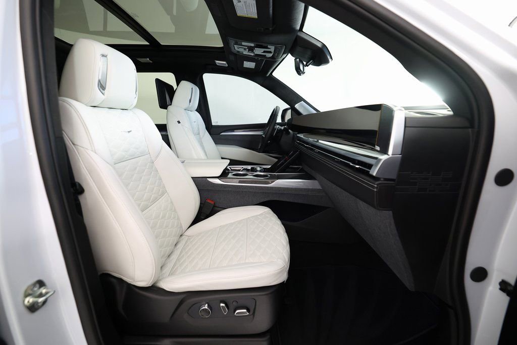 Used 2026 Cadillac Escalade V image 10