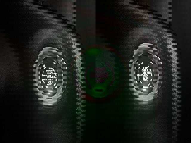 Certified 2021 GMC Sierra 1500 AT4 w/ AT4 Premium Package image 17