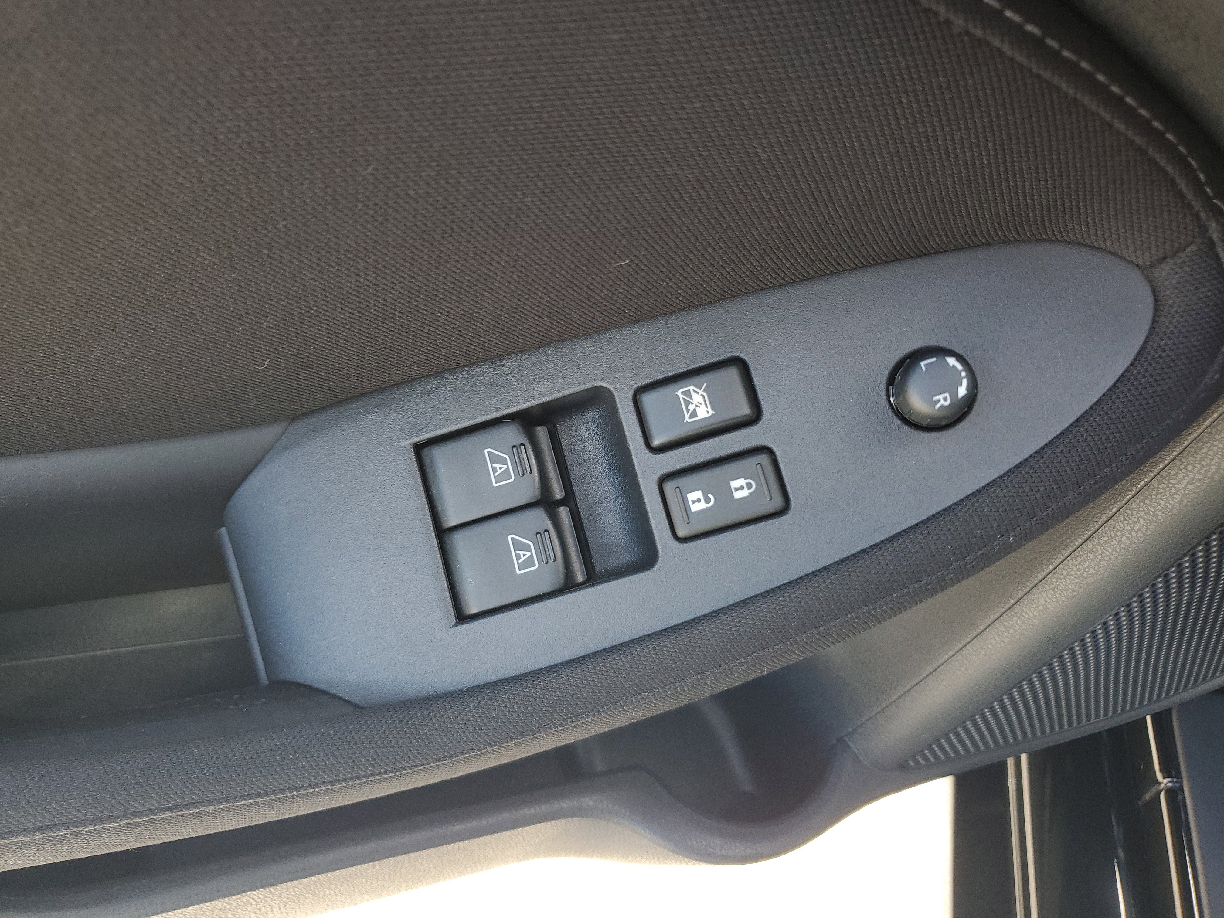 Used 2016 Nissan 370Z Coupe image 26