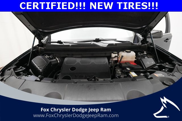 Used 2021 Chevrolet Traverse LS image 3