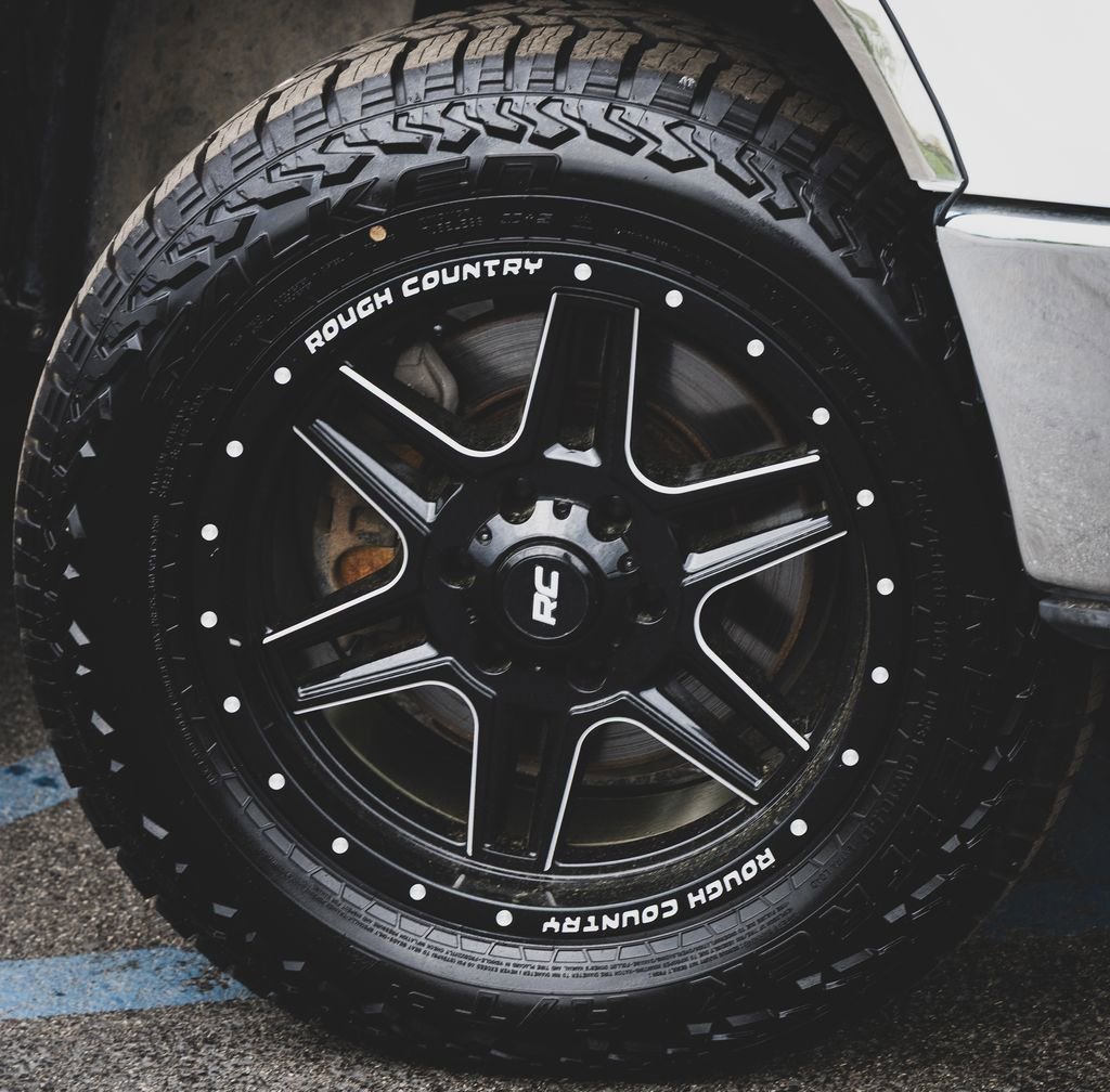 Used 2010 Ford F150 XLT image 2