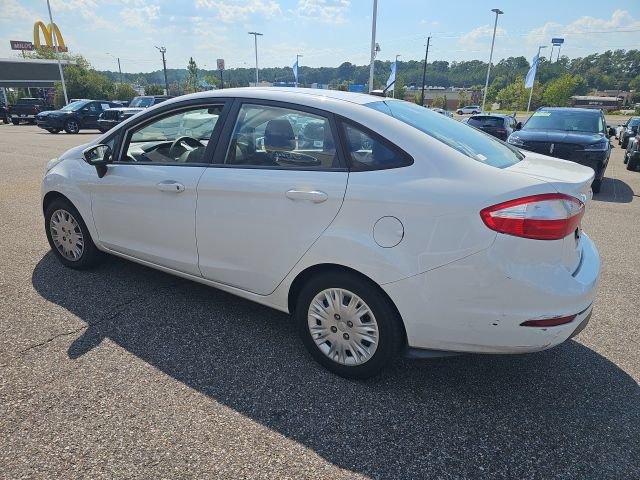 Used 2018 Ford Fiesta S FWD image 4