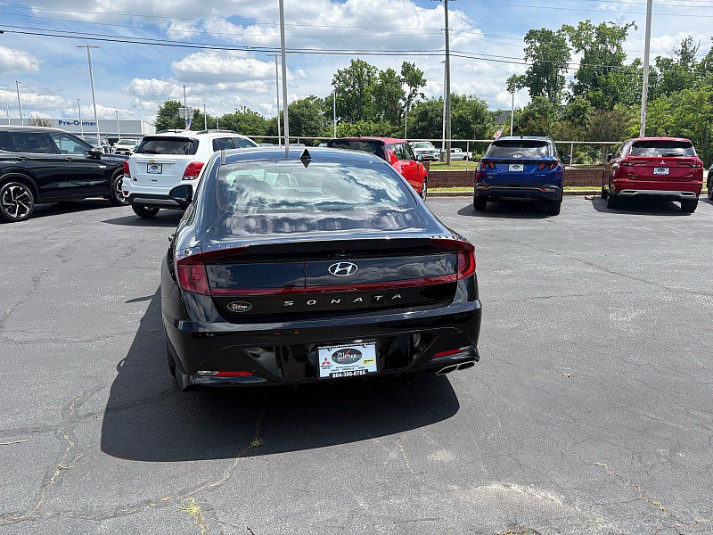 Used 2023 Hyundai Sonata SEL FWD image 3