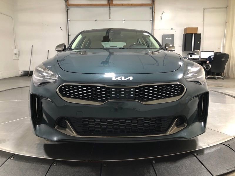 Certified 2022 Kia Stinger GT1 image 2