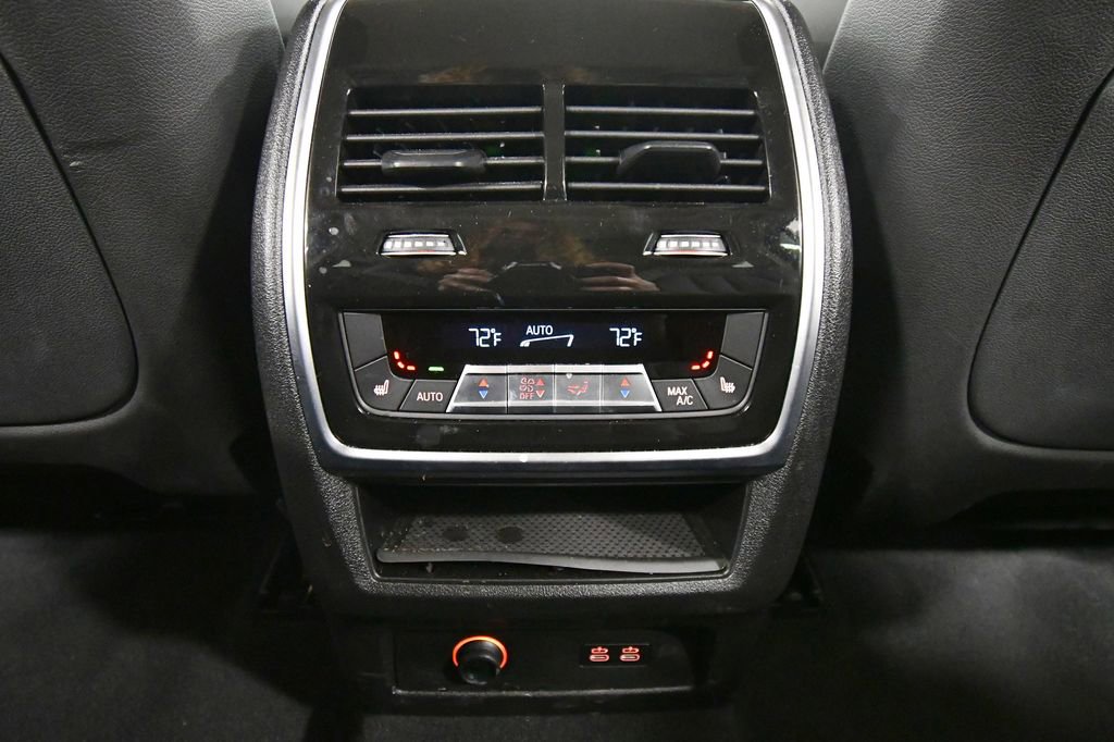 Used 2026 BMW X7 xDrive40i AWD/4WD image 21