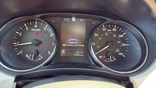 Used 2022 Nissan Rogue Sport SL AWD/4WD image 11