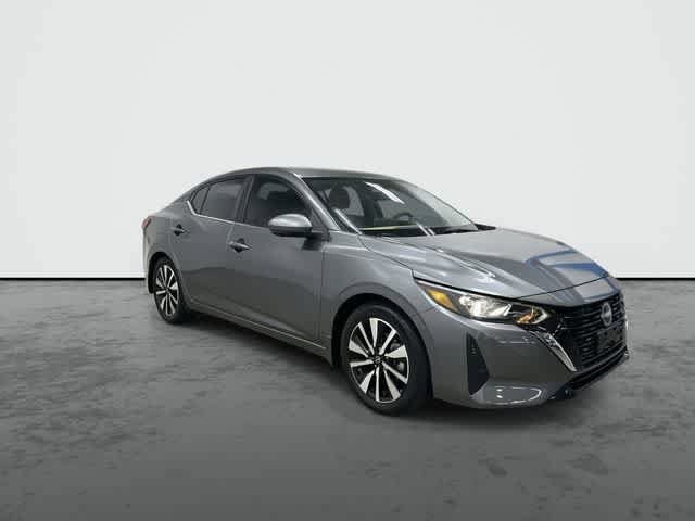 Used 2025 Nissan Sentra SV w/ SV Premium Package FWD image 5