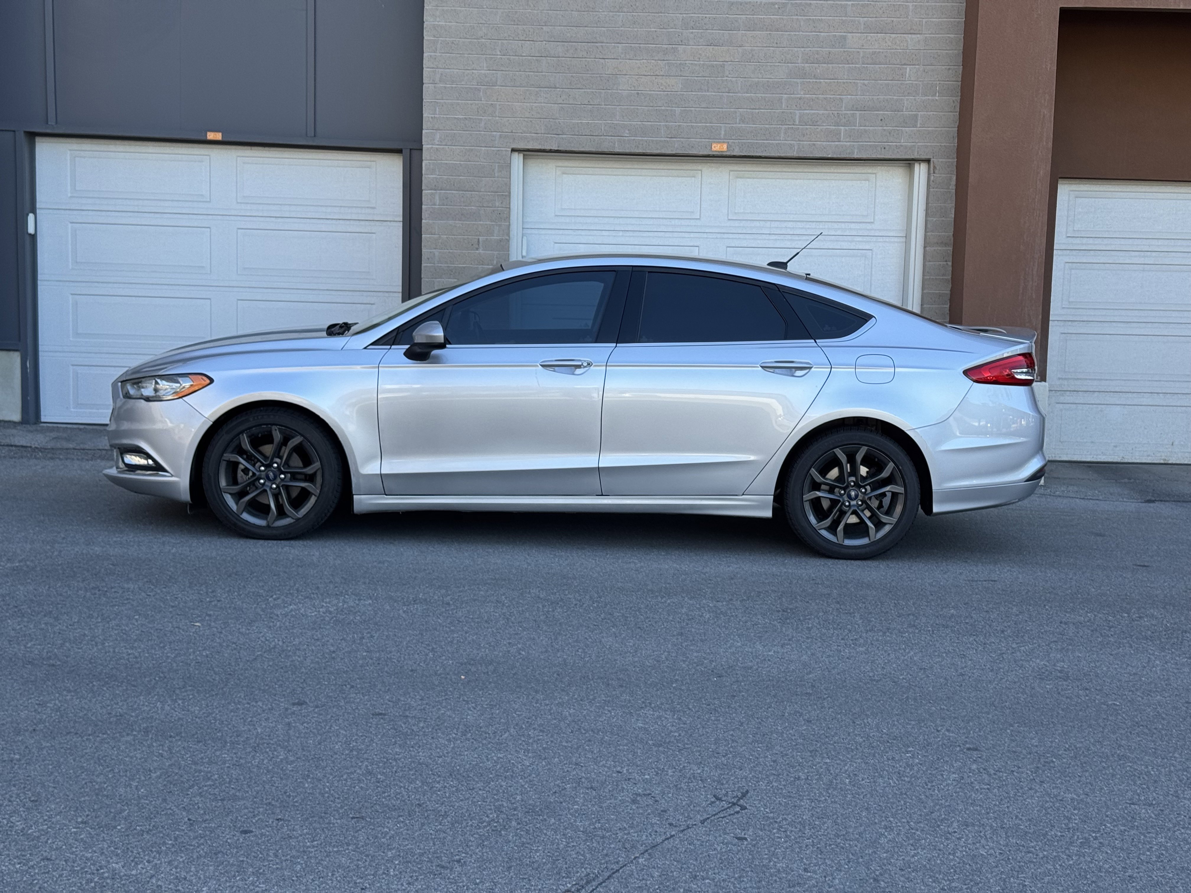Used 2018 Ford Fusion S w/ Equipment Group 101A image 2