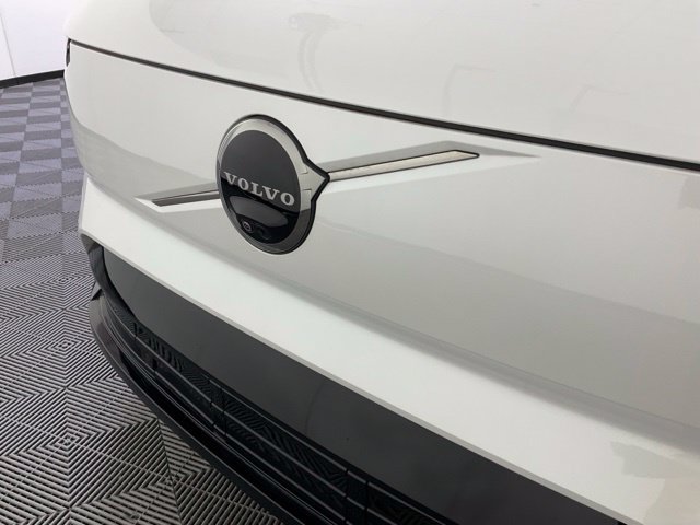 New 2026 Volvo EX90 Ultra AWD/4WD image 9
