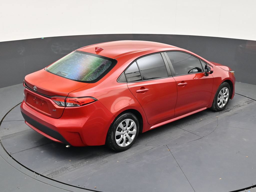 Used 2021 Toyota Corolla LE FWD image 16