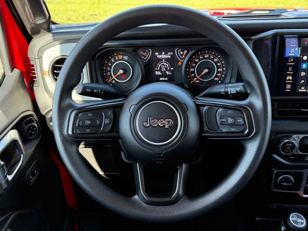 Used 2025 Jeep Gladiator Sport AWD/4WD image 19