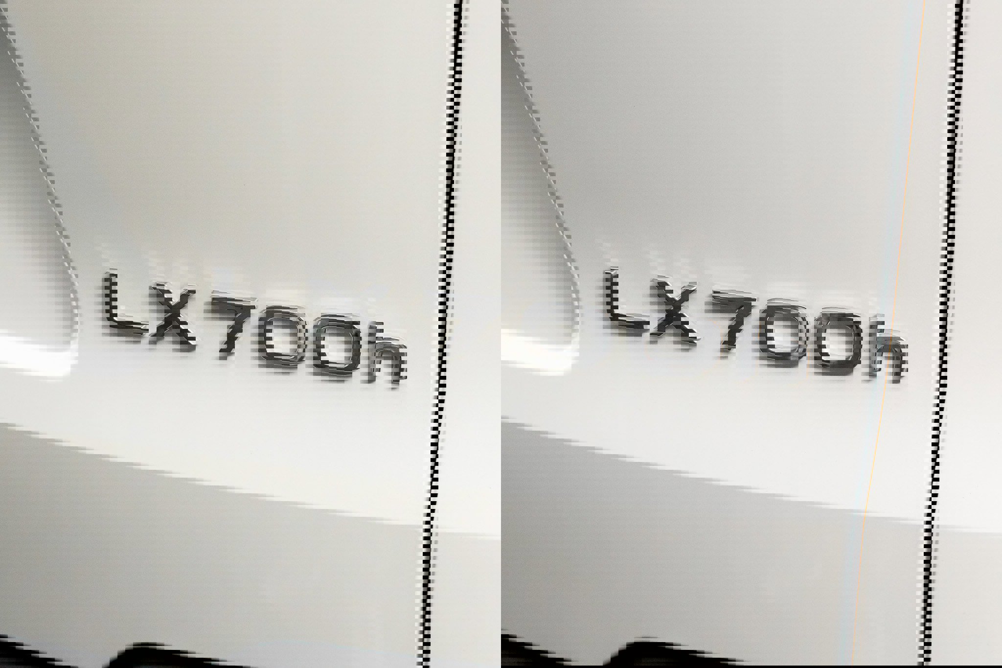 Used 2025 Lexus LX 700h Luxury image 23