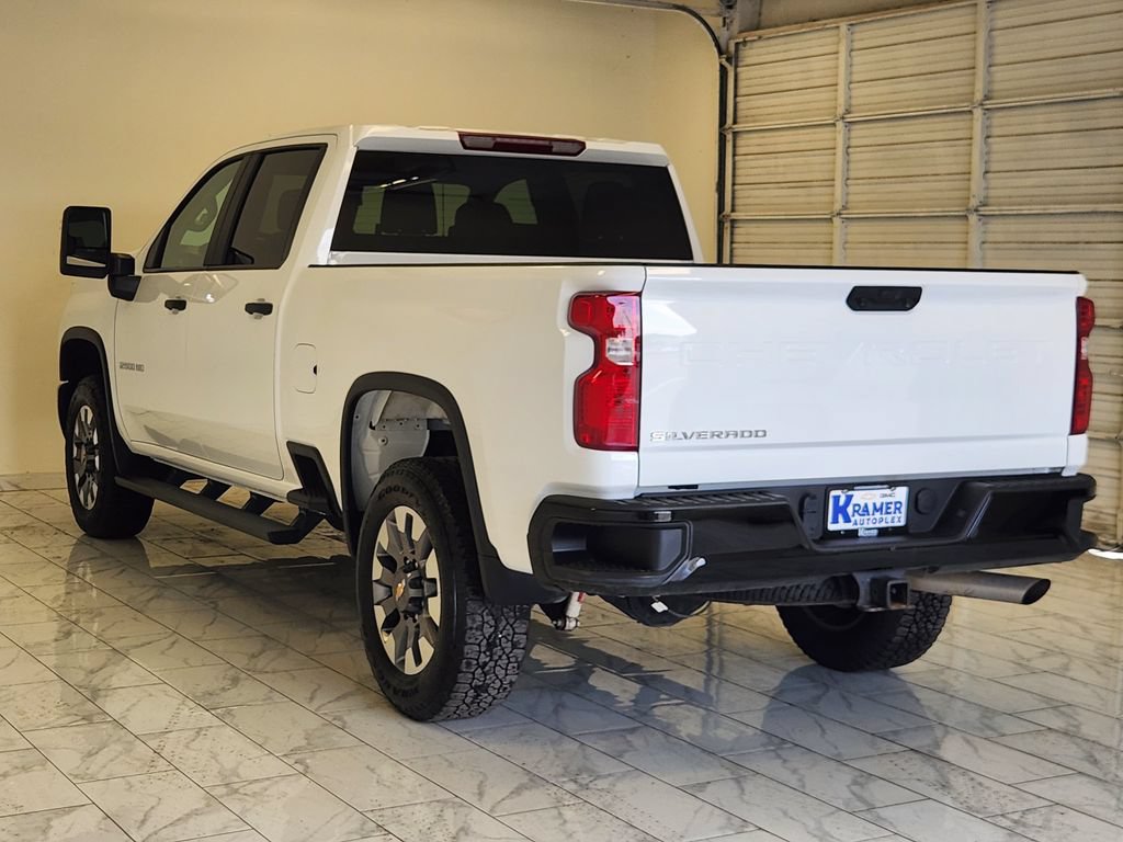 Used 2025 Chevrolet Silverado 2500 Custom w/ Custom Convenience Package AWD/4WD image 5