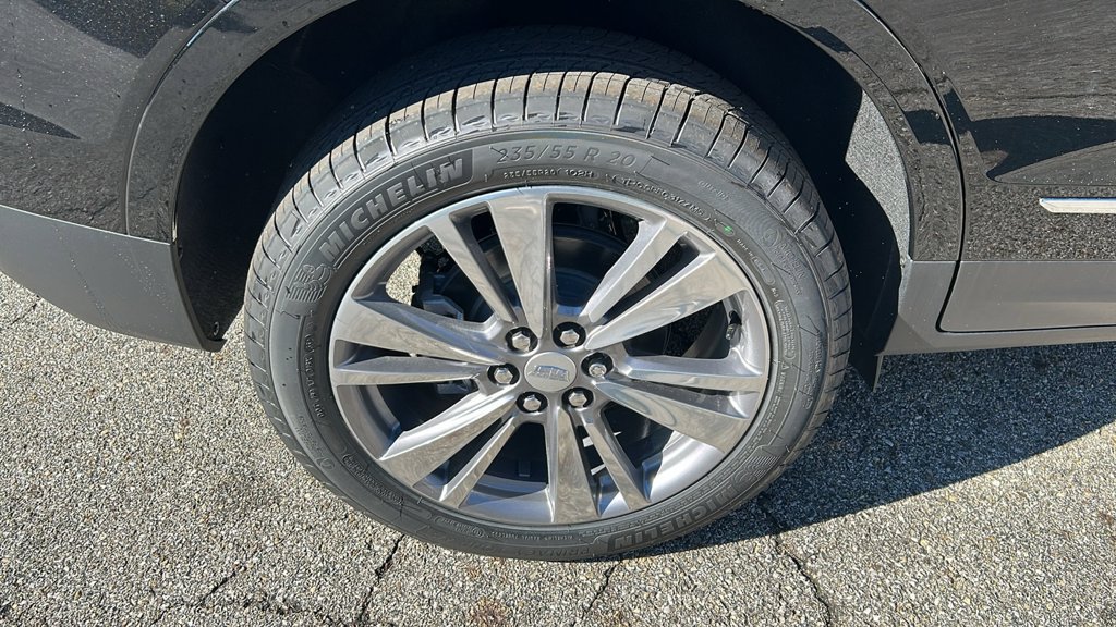 New 2025 Cadillac XT5 Premium Luxury FWD image 14